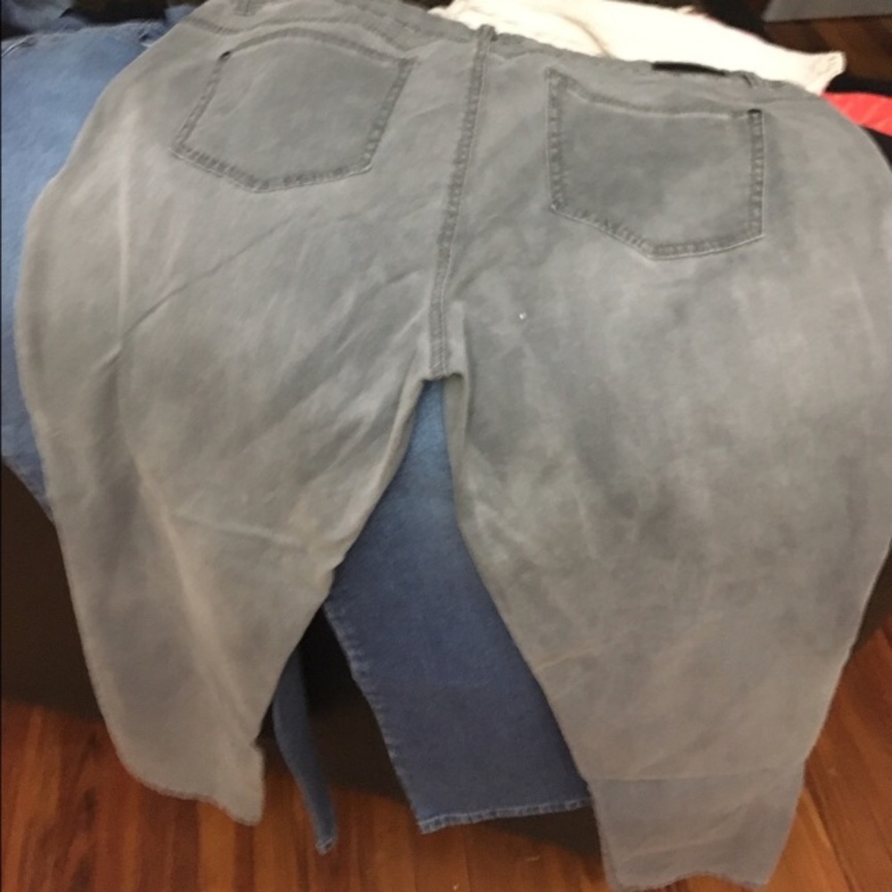 Celebrity Pink Grey Stretch Skinny Je…